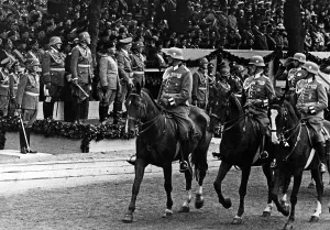 Blomberg: Mussolini in Berlin, 1937