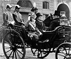 Discreetly: MUSSOLINI & KING