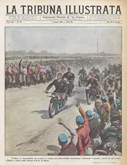 Applauded: MUSSOLINI ON MOTORBIKE