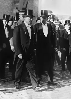 Ataturk: Mustafa Kemal Atatuerk, 1927