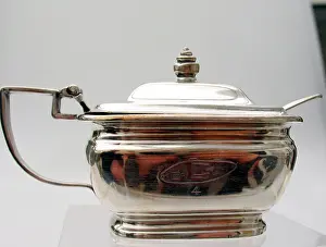 Nickel: Mustard pot (Mappin & Webb), WW1