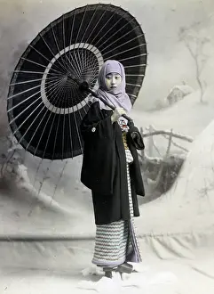 Musume: Musume with parasol