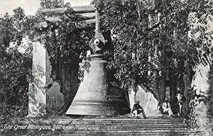 Grafitti: Myanmar - Mandalay - The Mingun Bell
