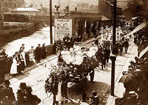 Mytholmroyd: Mytholmroyd fete