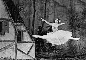 Giselle: Nadezhda Pavlova dancing, 1974