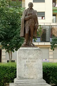 Revival: Naim Frasheri (1846-1900). Statue