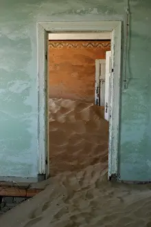 Luderitz: Namibia, Kolmanskop, near Luderitz