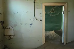 Luderitz: Namibia, Kolmanskop - Old diamond mining town