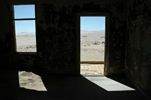 Luderitz: Namibia, Kolmanskop - Old diamond mining town
