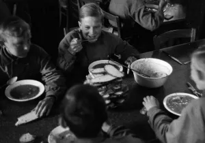 Institutes: NAPOLA students eating, undated