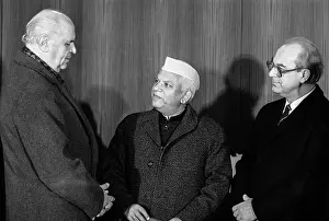 Indias: Narayan Dutt Tiwari visits USSR