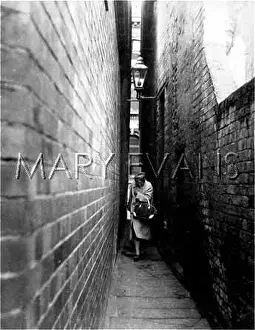 Narrowest: THE NARROWEST STREET