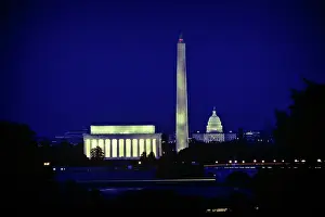 Kru001: The National Mall at Night Washington