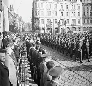 Gottwald: National Security Corps march at Old Town Square