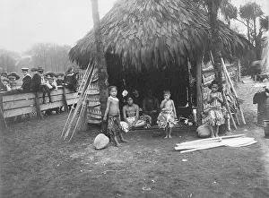 Samoa: Natives from Samoa in the Hamburg zoo, 1910