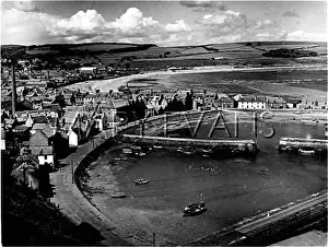 Stonehaven: NATURAL HARBOUR/SCOTLAND