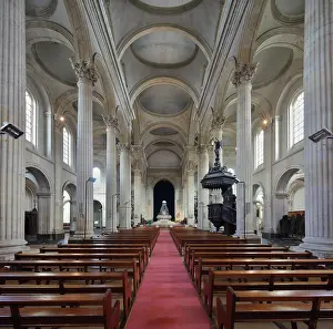 Monseigneur: Nave, Basilique Notre-Dame-de-l'Immaculee-Conception