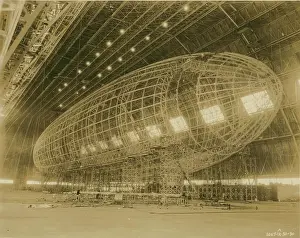 Akron: The US Navy airship ZRS-4 Akron during construction