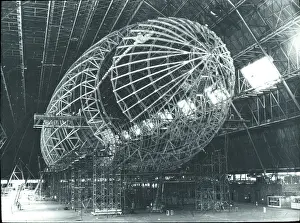 Macon: The US Navy airship ZRS-5 Macon during construction