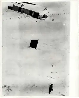Wastes: Navy and RAF in food drop operation, Scotland