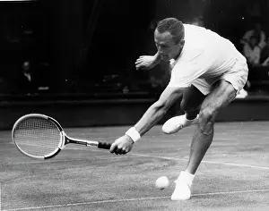 Neale: Neale Fraser during a tennis match
