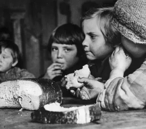 Rises: Needy children, 1932