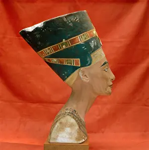 Altes: Nefertiti, Ancient Egyptian Queen