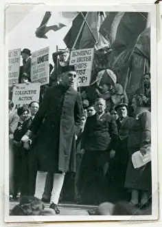 Marx Memorial Library: Nehru in Traflagar Square, 1938