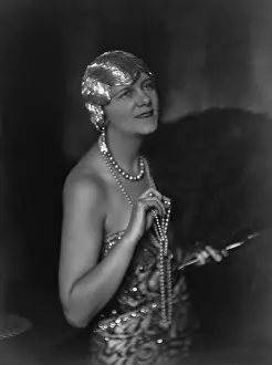 Nell: Nell Walden-Heimann, 1935
