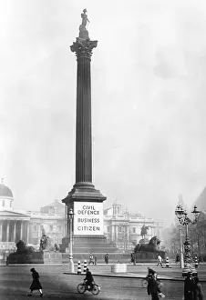Citizen: Nelson Monument at Trafalgar Square, 1939