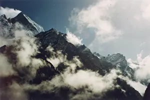 Annapurna: NEPAL/ANNAPURNA 1 CLOUDS