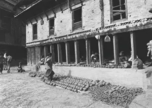 Potters: NEPAL BHAKTAPUR