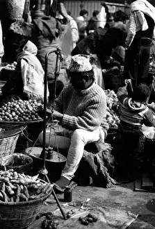 Weighs: NEPAL KATHMANDU