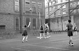 Netball: Netball match at Greycoat School, WW2