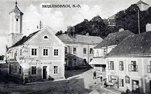 Popper: Neulengbach with City Hall. 1926. Collotype