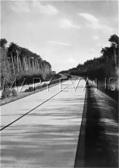 Motorways: NEW AUTOBAHN 1936