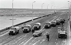 Bryukhanenko: New bridge in Irkutsk, 1978
