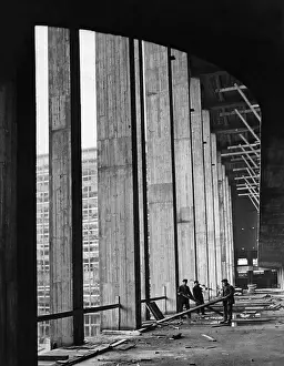 Tempelhof: The new construction of the gate at Tempelhof