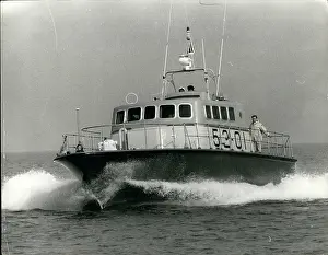 Rnli: New prototype lifeboat demonstrated, Littlehampton