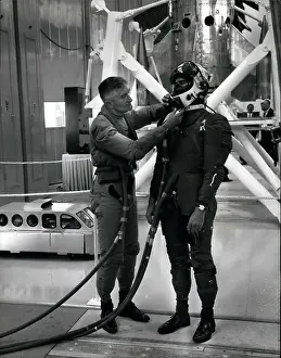 Immersion: New Structures Laboratory, Royal Aircraft Establishment