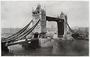 Lifted: New Tower Bridge 1894