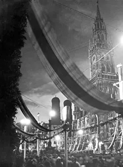 Marienplatz: New town hall in Munich, 10.07.1938