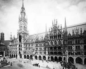 Marienplatz: New town hall in Munich, 1905