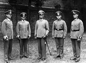 Currently: New uniforms of the Army, 1935
