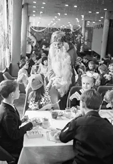 Sweets: New Year children's party
