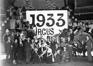 Hitlers: New Year's celebration in Circus Busch, 1933