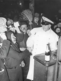 Unter: New Year's Eve in Berlin, 1939