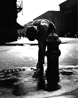 Hydrant: New York in the 1940th