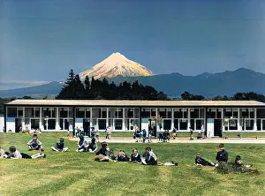 Egmont: NEW ZEALAND SCHOOL
