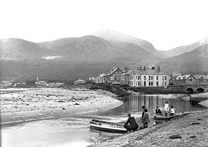 Shimna: Newcastle from the River